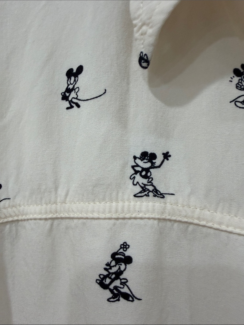 NWOT Disney Cream Button-Up Shirt with Black Mickey Motif Steamboat Willy - Picture 3 of 6